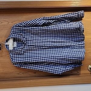 Wrangler Jeans Co. Button up shirt